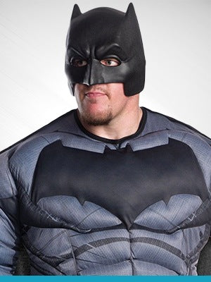 Charades Dark Knight Plus Size Batman Adult Costume : : Clothing,  Shoes & Accessories